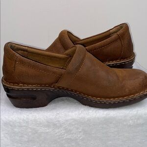 B.O.C. by Born “Peggy” Slip-On Clogs•Brown Leather
